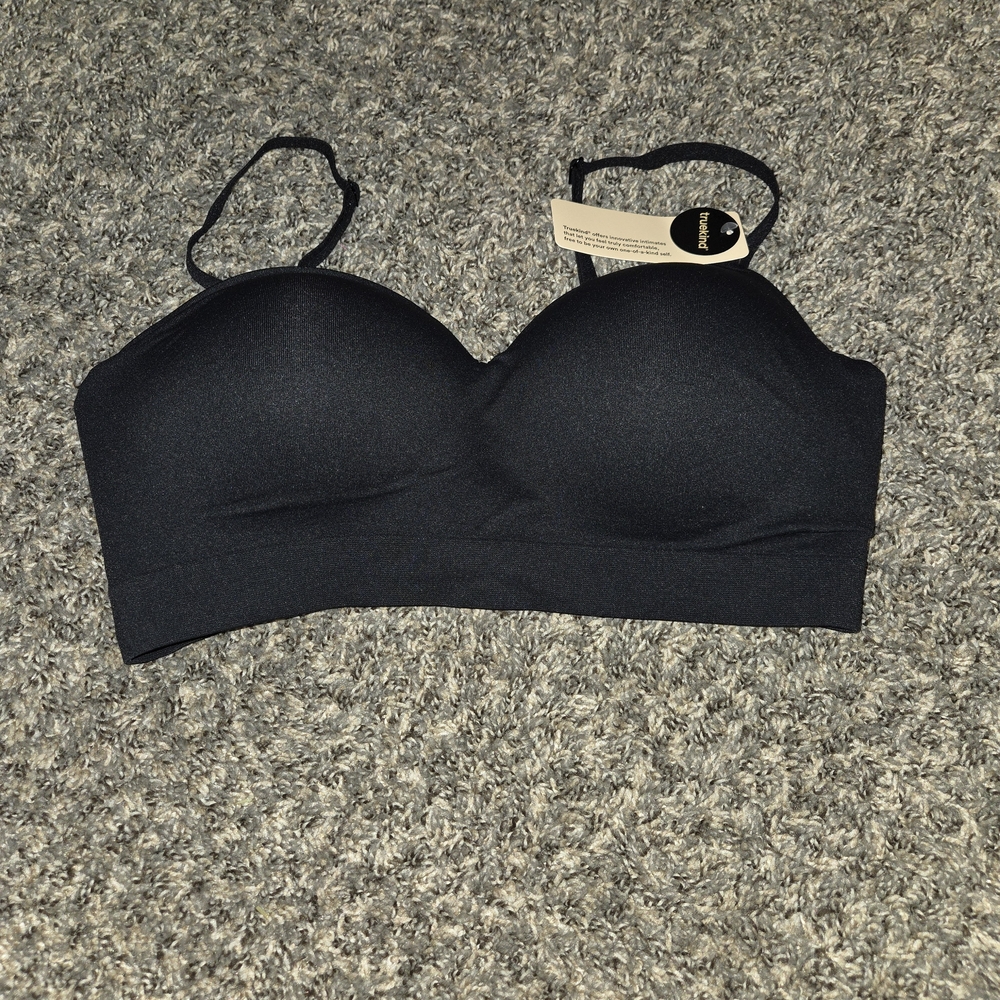 Everyday Seamless Molded Bras - Pack of 3 (White, Black, Beige) - Picture 3 of 5